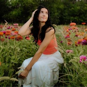 Meet your Posher, Ella